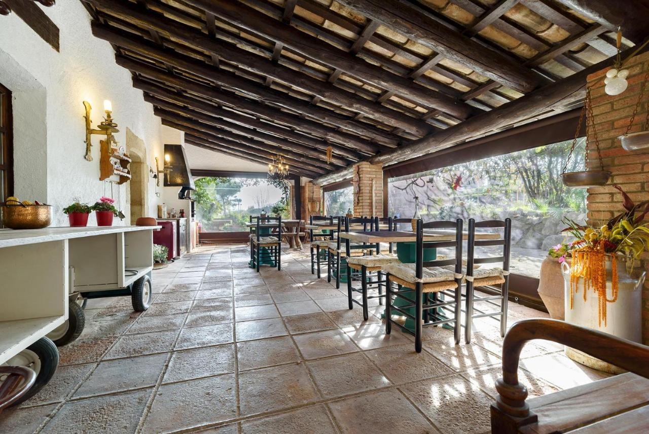 Masia Can Manent Del Bosc S XVIII Santa Eulalia de Ronsaná Zewnętrze zdjęcie